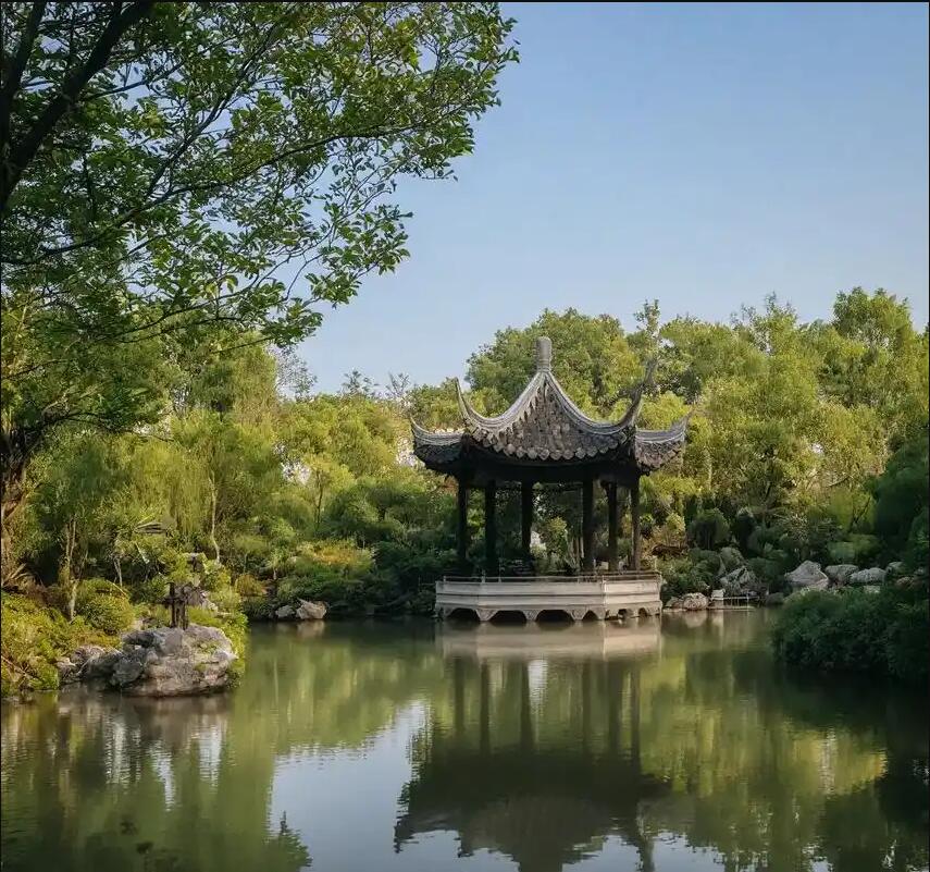 浙江距离餐饮有限公司